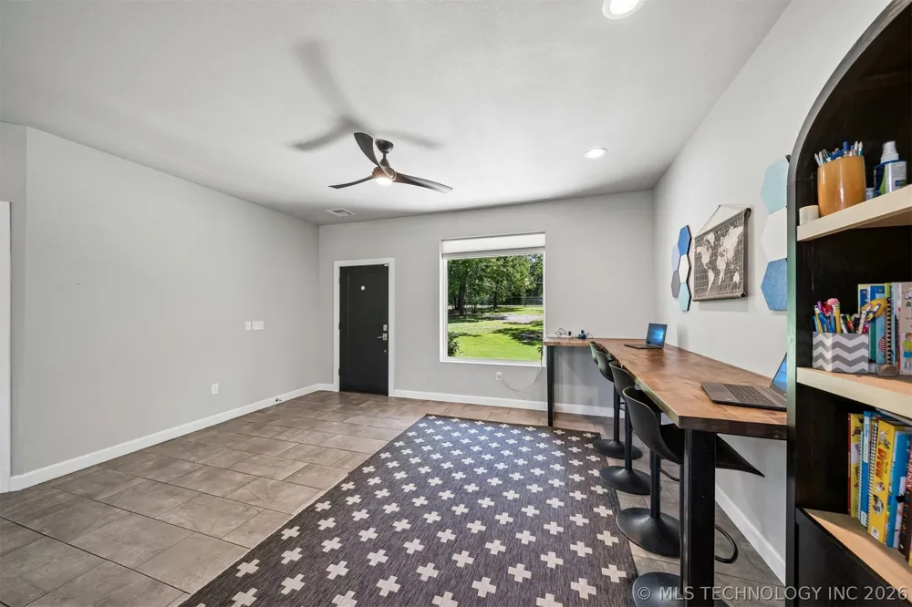 8116 Gary Drive Tulsa, OK 74131