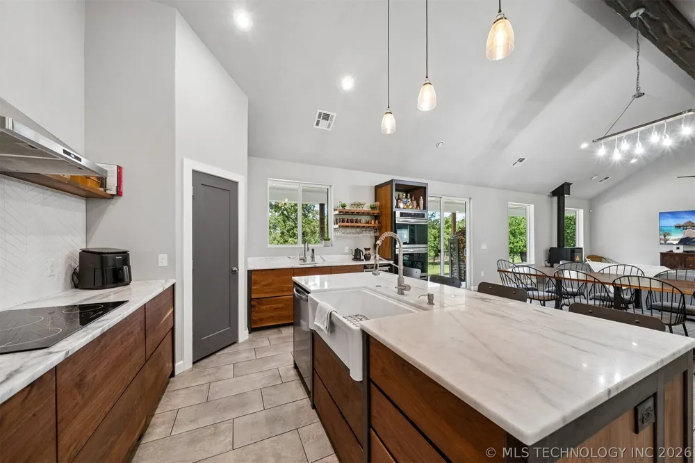 8116 Gary Drive Tulsa, OK 74131