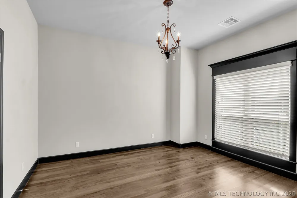 3915 S 15th Place Broken Arrow, OK 74011