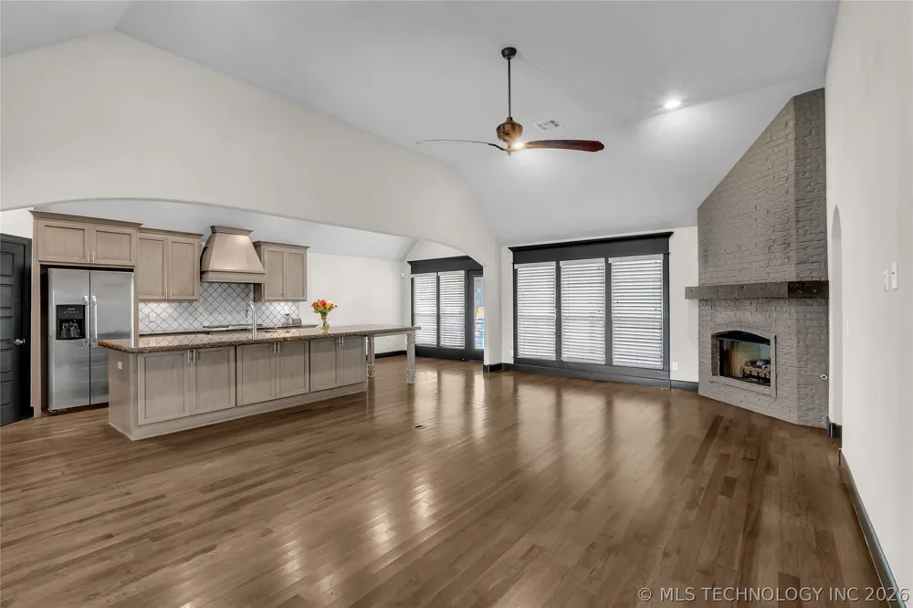 3915 S 15th Place Broken Arrow, OK 74011