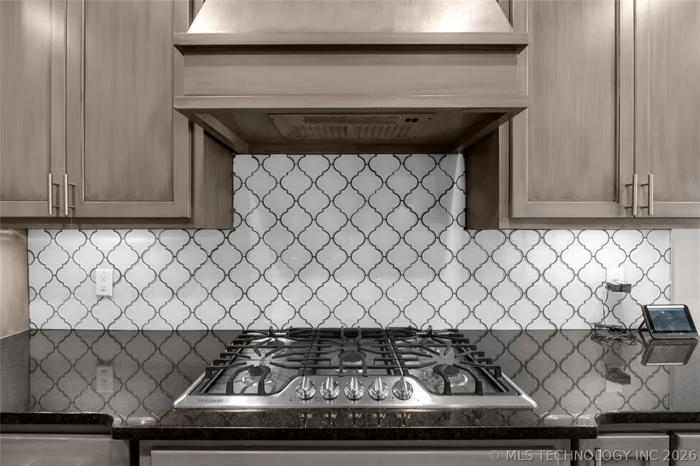 3915 S 15th Place Broken Arrow, OK 74011