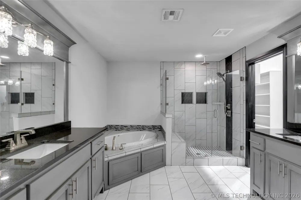 3915 S 15th Place Broken Arrow, OK 74011