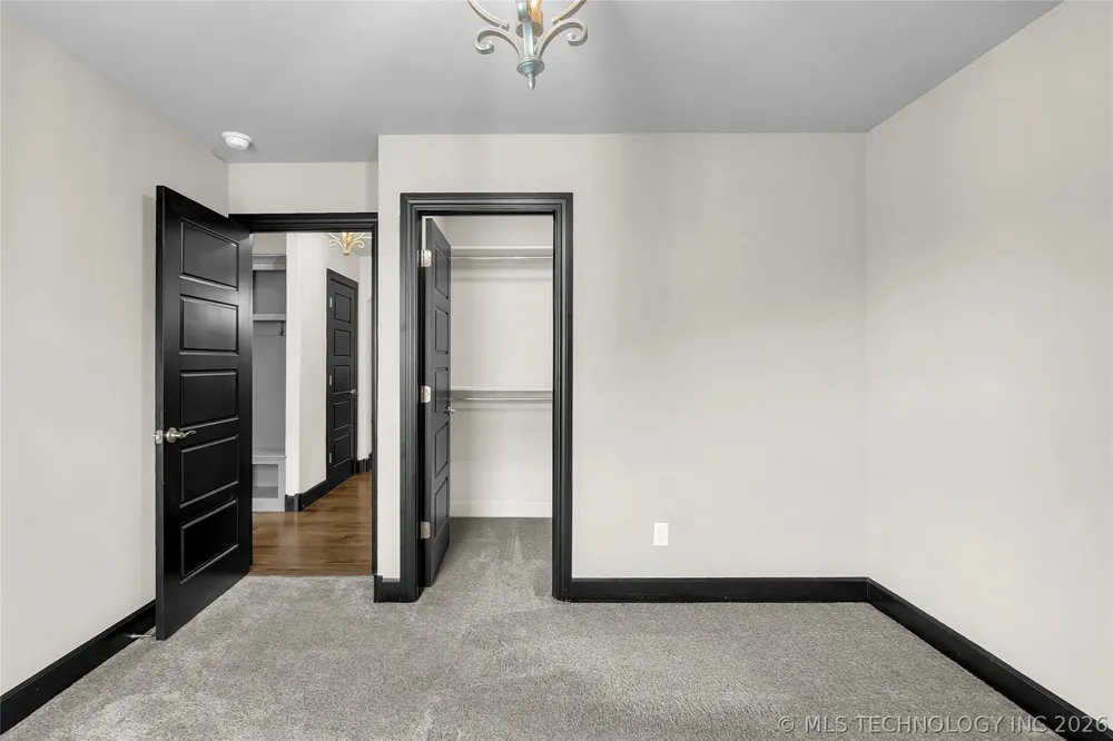 3915 S 15th Place Broken Arrow, OK 74011