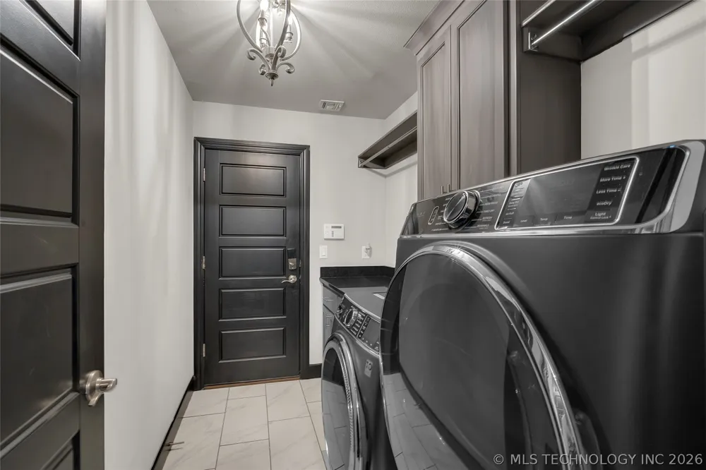 3915 S 15th Place Broken Arrow, OK 74011