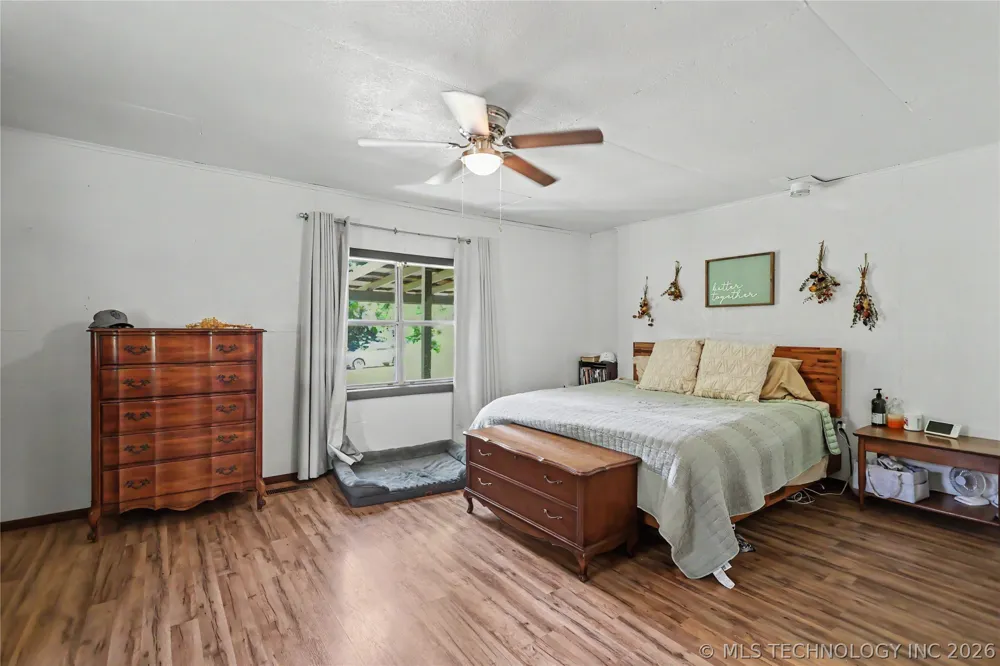 21195 E 760 ROAD Tahlequah, OK 74464