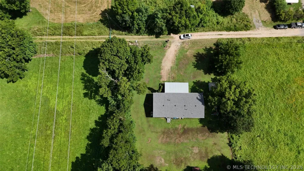 21195 E 760 ROAD Tahlequah, OK 74464