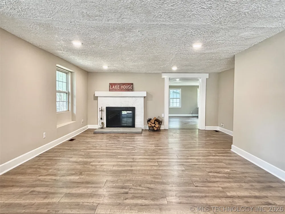 68452 S 319 ROAD Wagoner, OK 74467