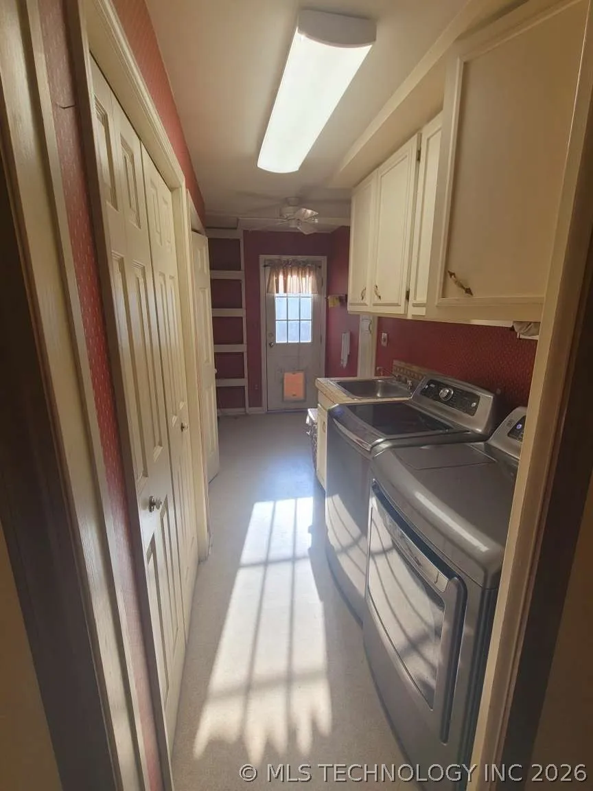 926 E 13th Street Claremore, OK 74017