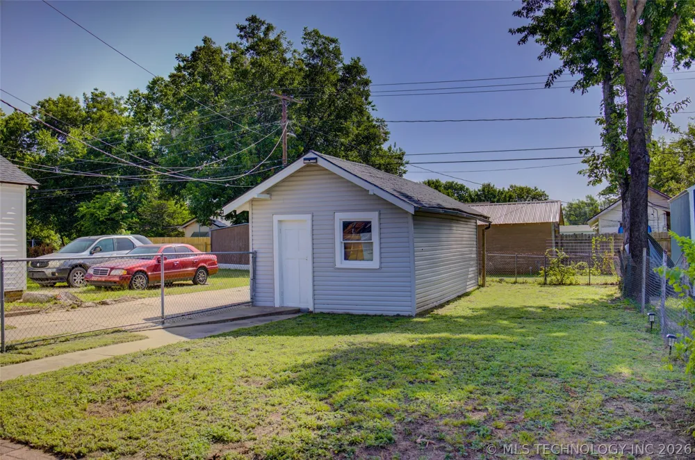 920 S Price Avenue Hominy, OK 74035