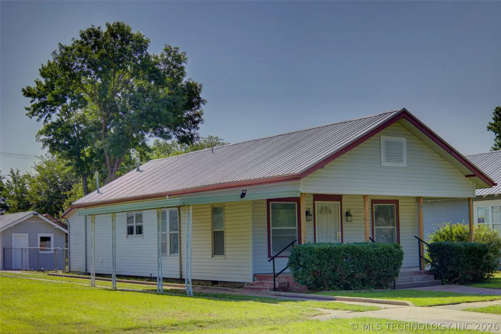 920 S Price Avenue Hominy, OK 74035