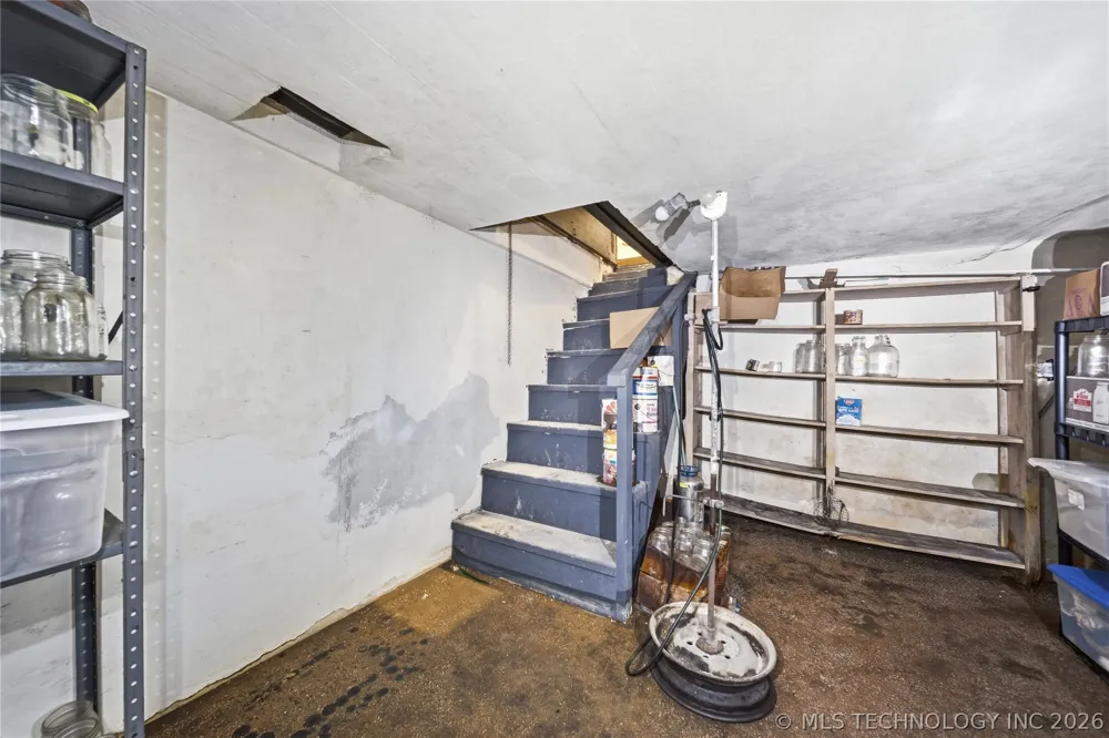 2732 Old Airport Pryor, OK 74361