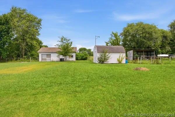 2732 Old Airport Pryor, OK 74361