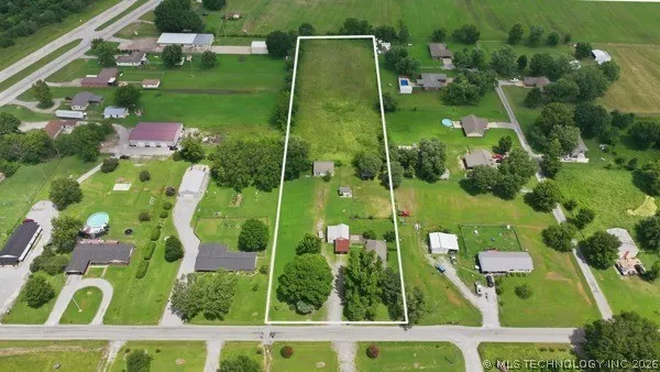 2732 Old Airport Pryor, OK 74361