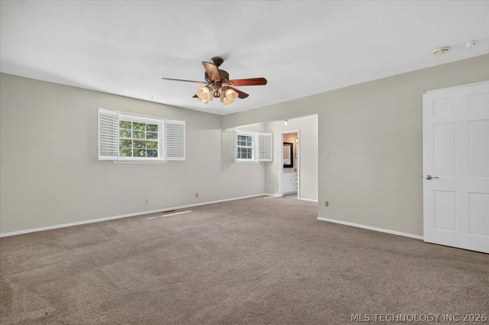 1902 Skyline Place Bartlesville, OK 74006