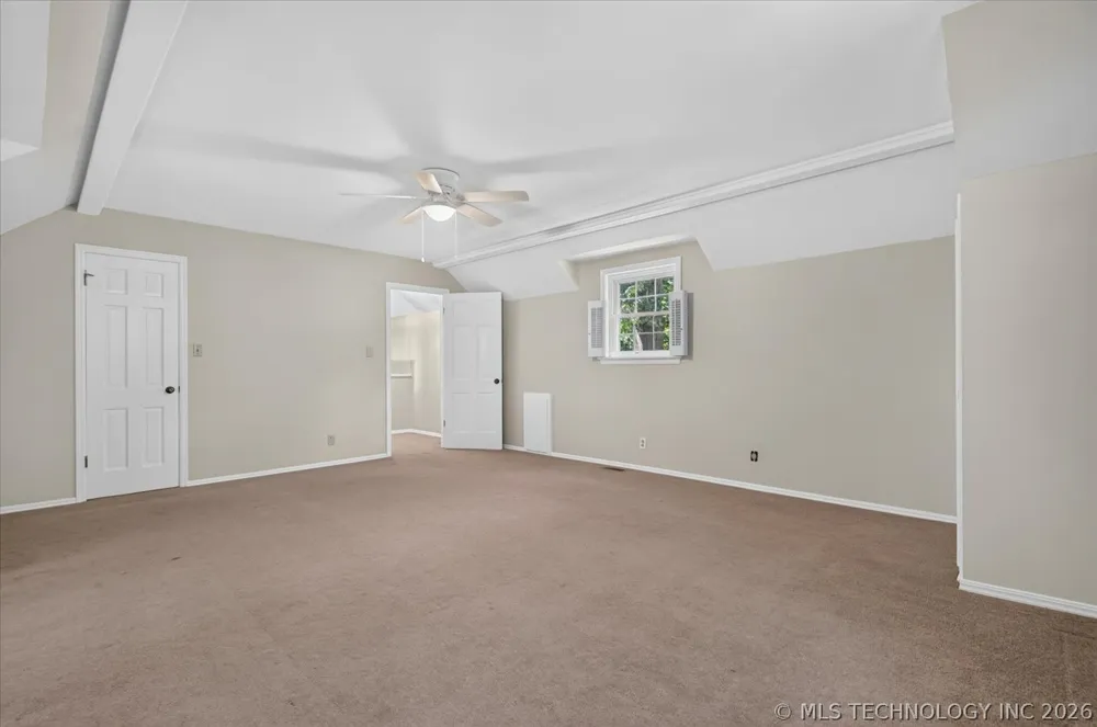 1902 Skyline Place Bartlesville, OK 74006