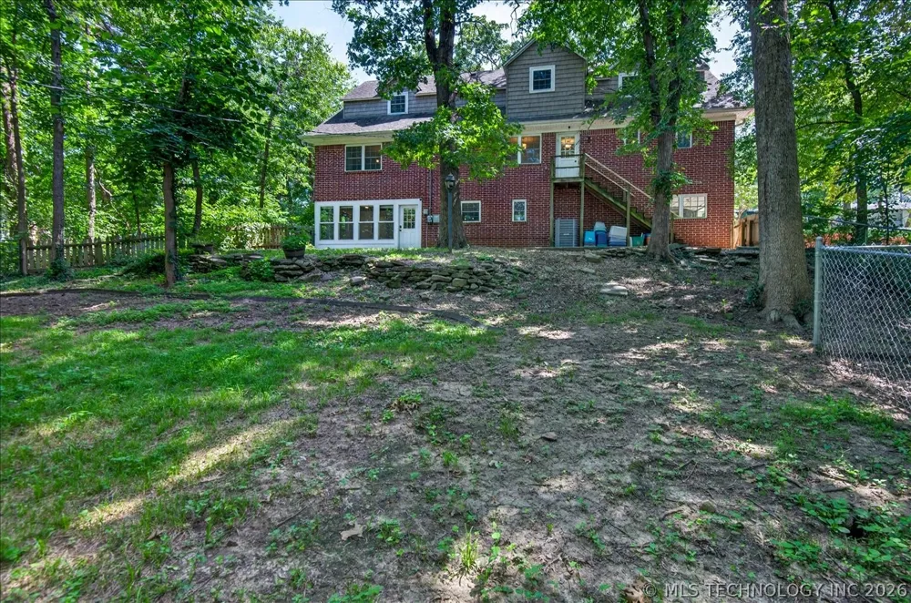1902 Skyline Place Bartlesville, OK 74006