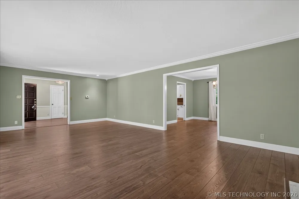 1902 Skyline Place Bartlesville, OK 74006