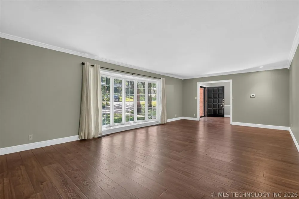 1902 Skyline Place Bartlesville, OK 74006
