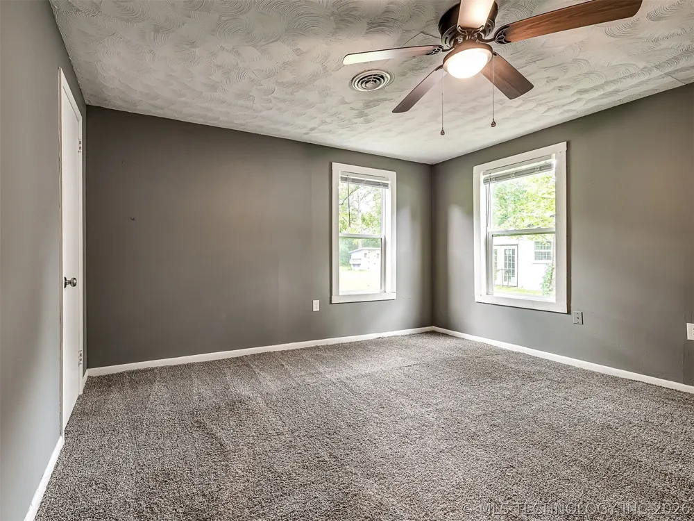 612 Washington Avenue Wagoner, OK 74467