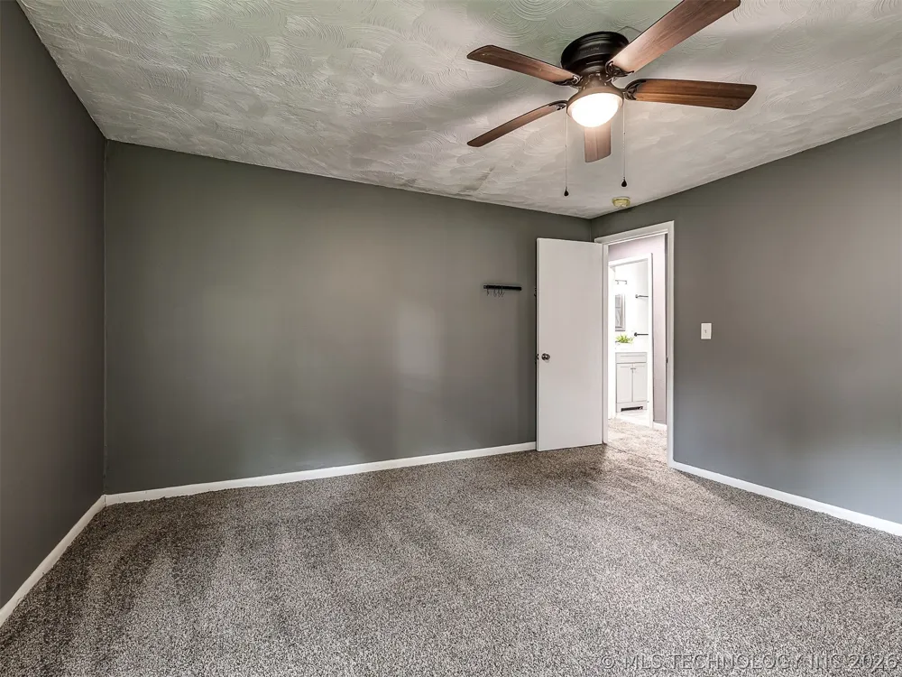 612 Washington Avenue Wagoner, OK 74467