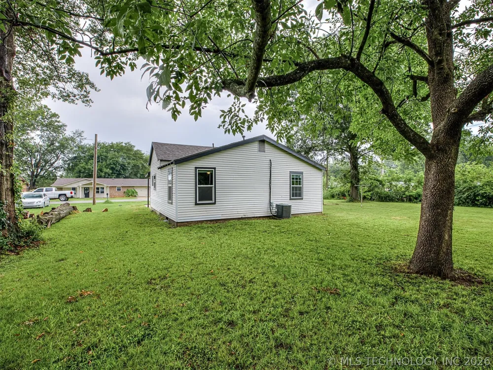 612 Washington Avenue Wagoner, OK 74467