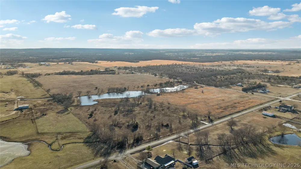 201 S Harvard Road Mounds, OK 74047