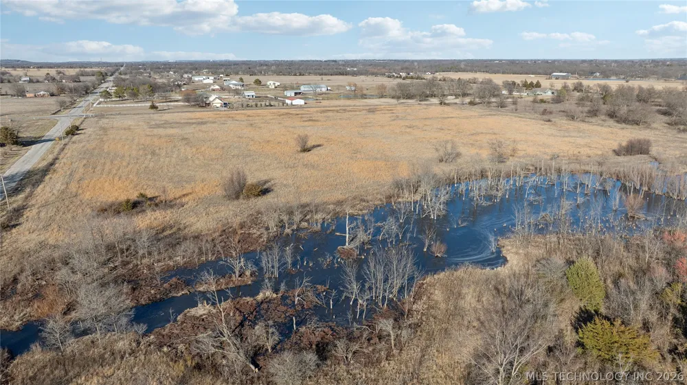 201 S Harvard Road Mounds, OK 74047