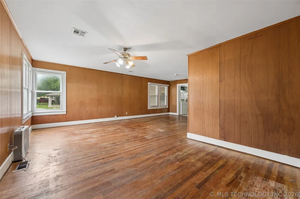 611 W 6th Street Chelsea, OK 74016