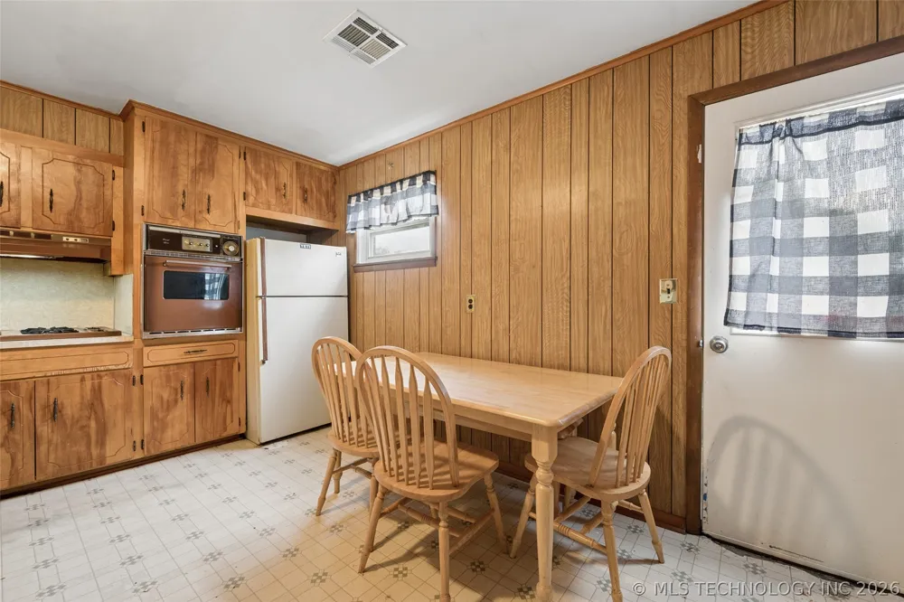 611 W 6th Street Chelsea, OK 74016