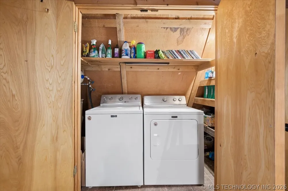 90 W Cedar Loop Cleveland, OK 74020