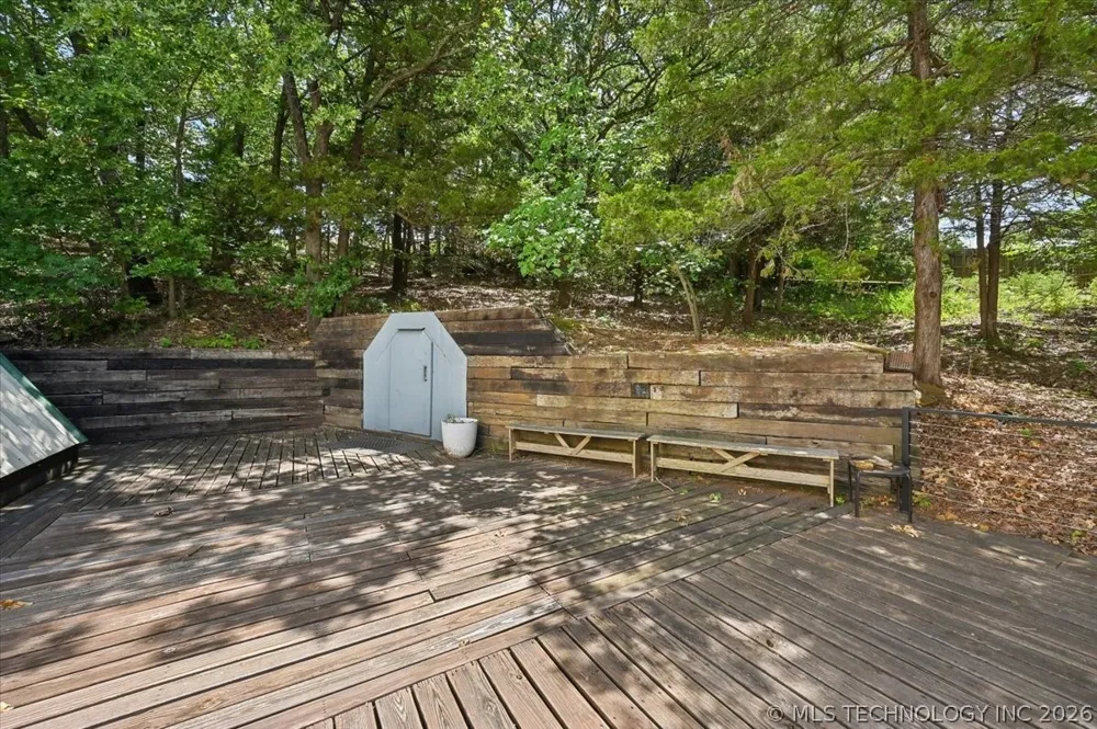 90 W Cedar Loop Cleveland, OK 74020