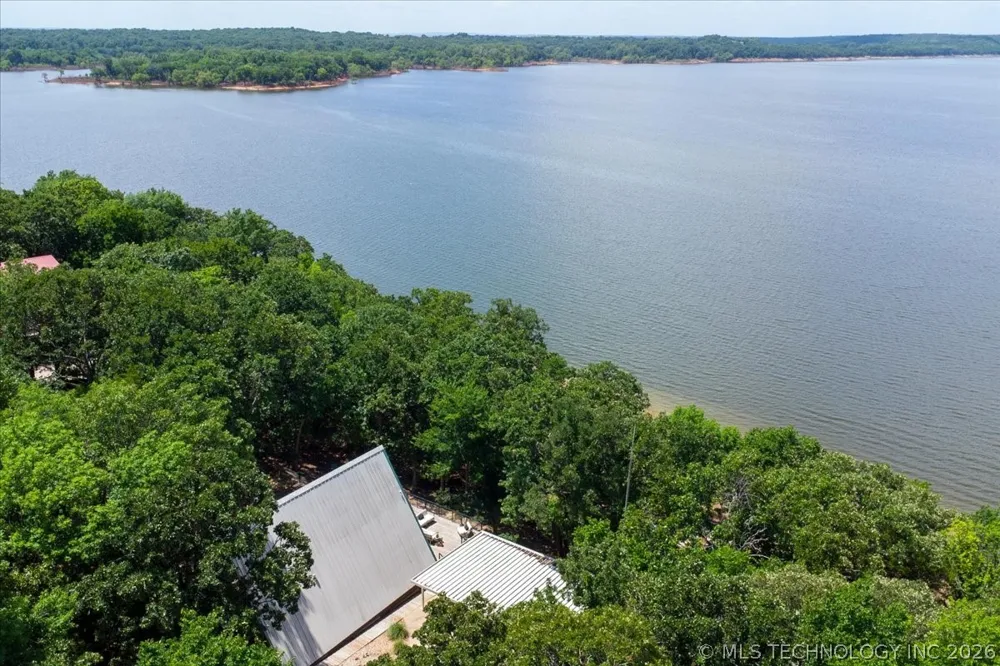 90 W Cedar Loop Cleveland, OK 74020