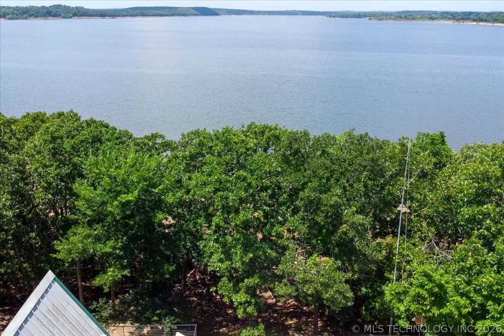 90 W Cedar Loop Cleveland, OK 74020