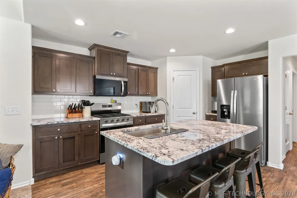11403 E 94th Street Owasso, OK 74055