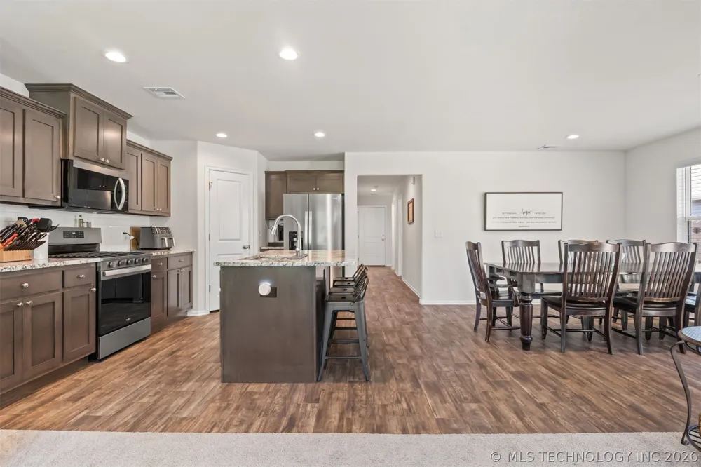 11403 E 94th Street Owasso, OK 74055