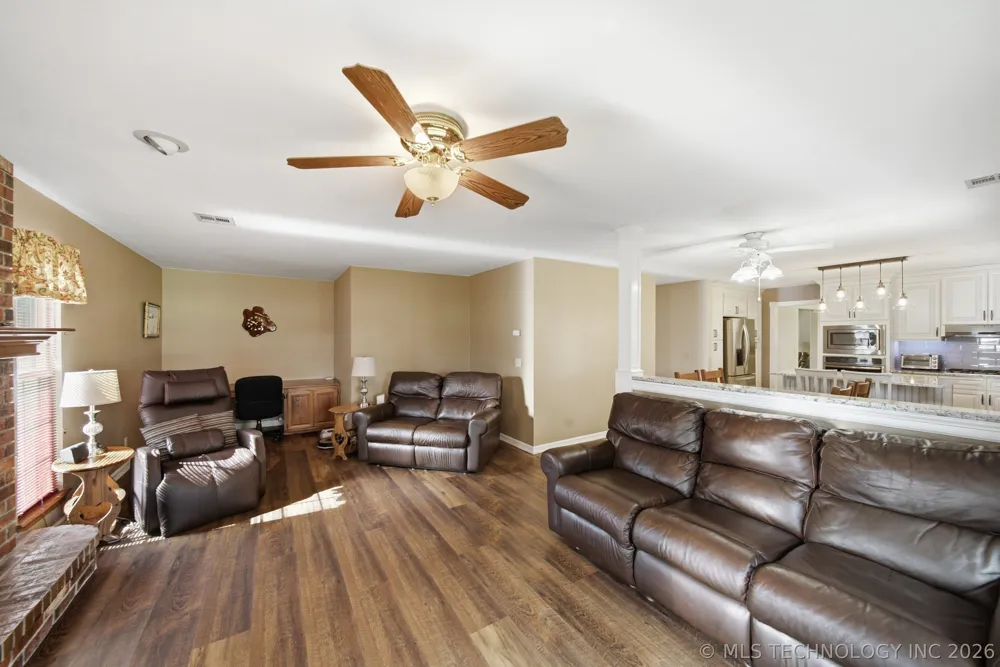 16403 E 89th Street Owasso, OK 74055