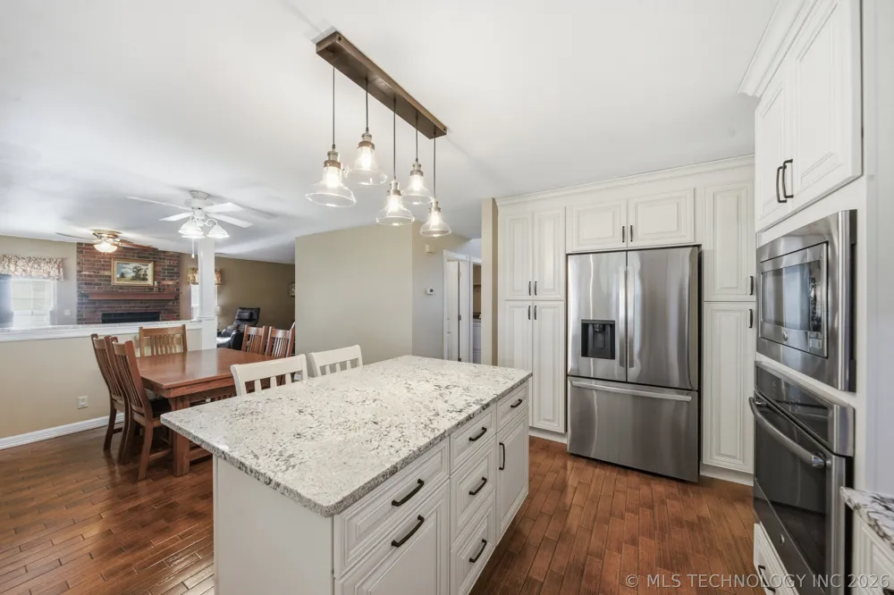 16403 E 89th Street Owasso, OK 74055