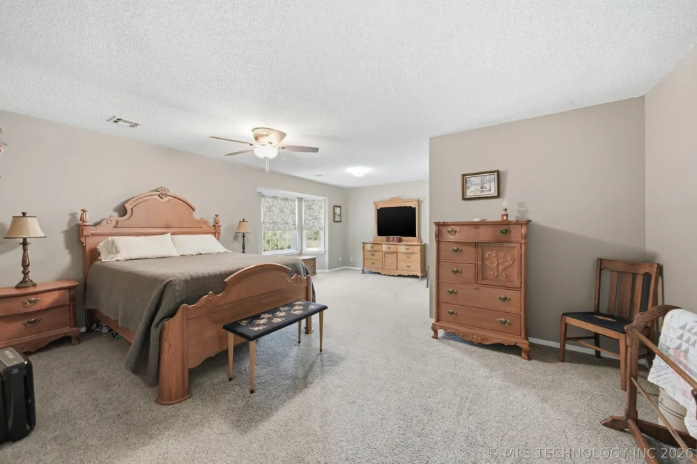 16403 E 89th Street Owasso, OK 74055