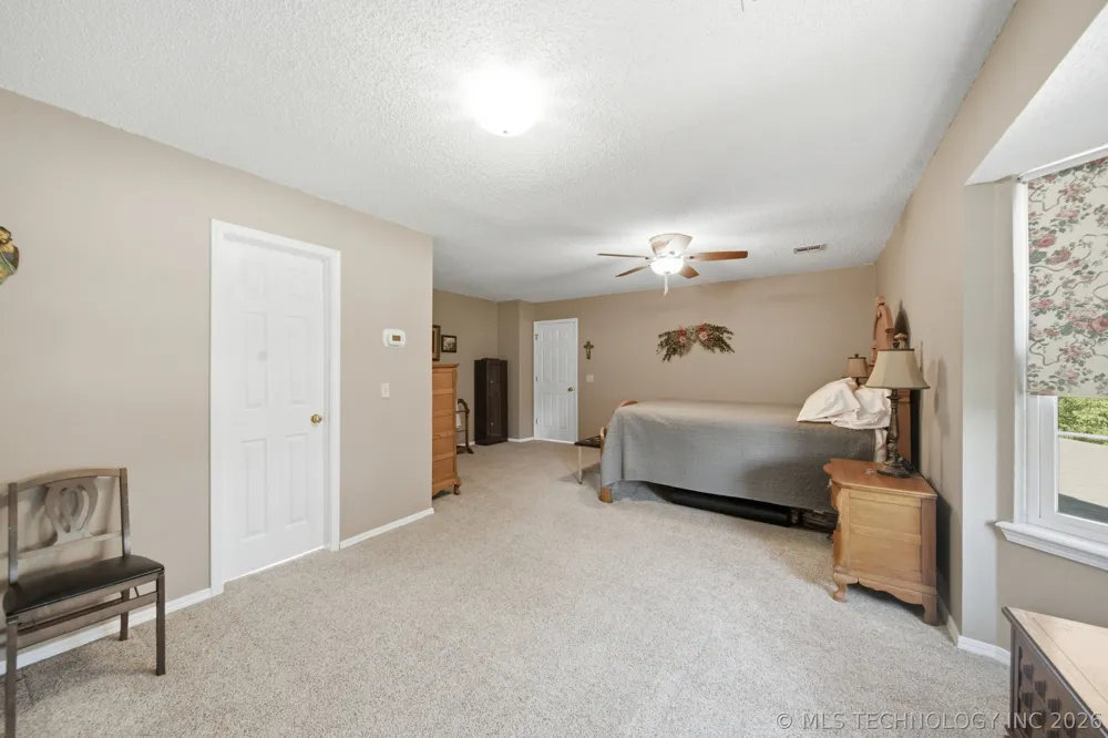16403 E 89th Street Owasso, OK 74055