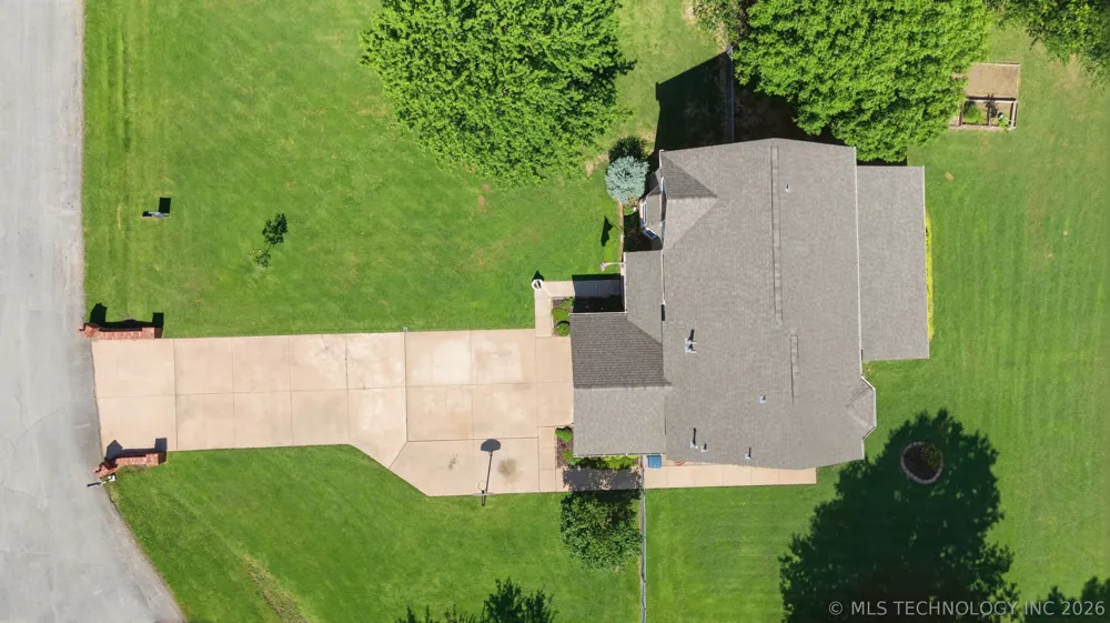16403 E 89th Street Owasso, OK 74055