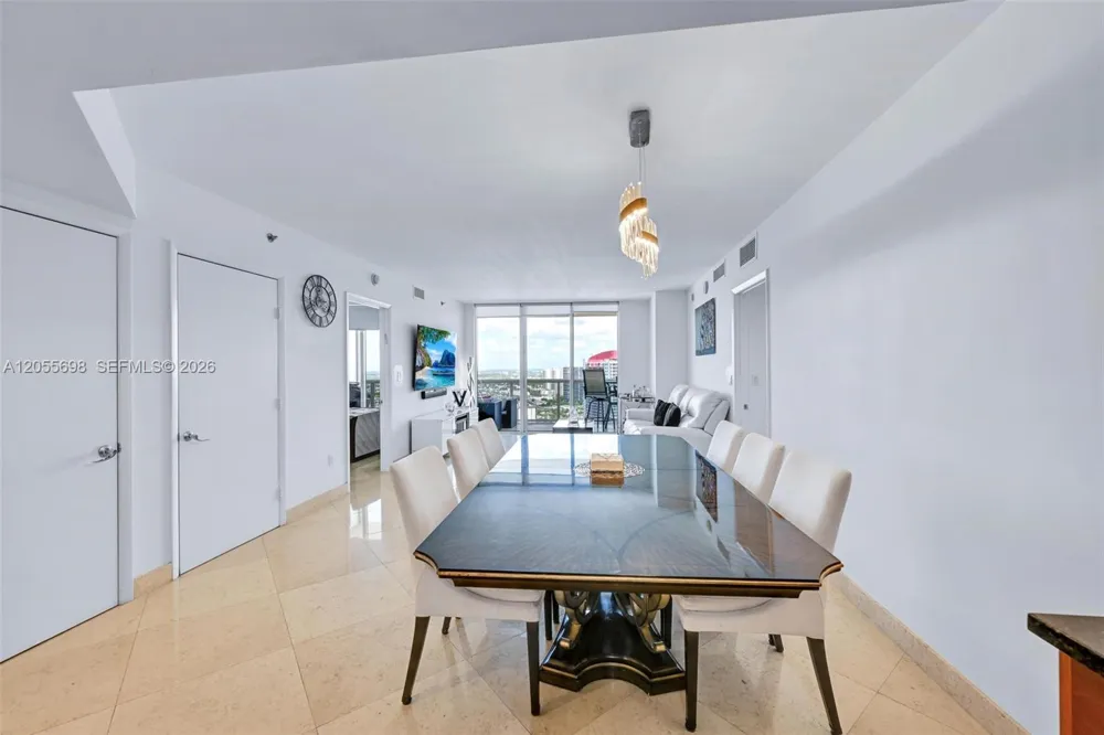 1850 S Ocean Dr #3207 Hallandale Beach, FL 33009