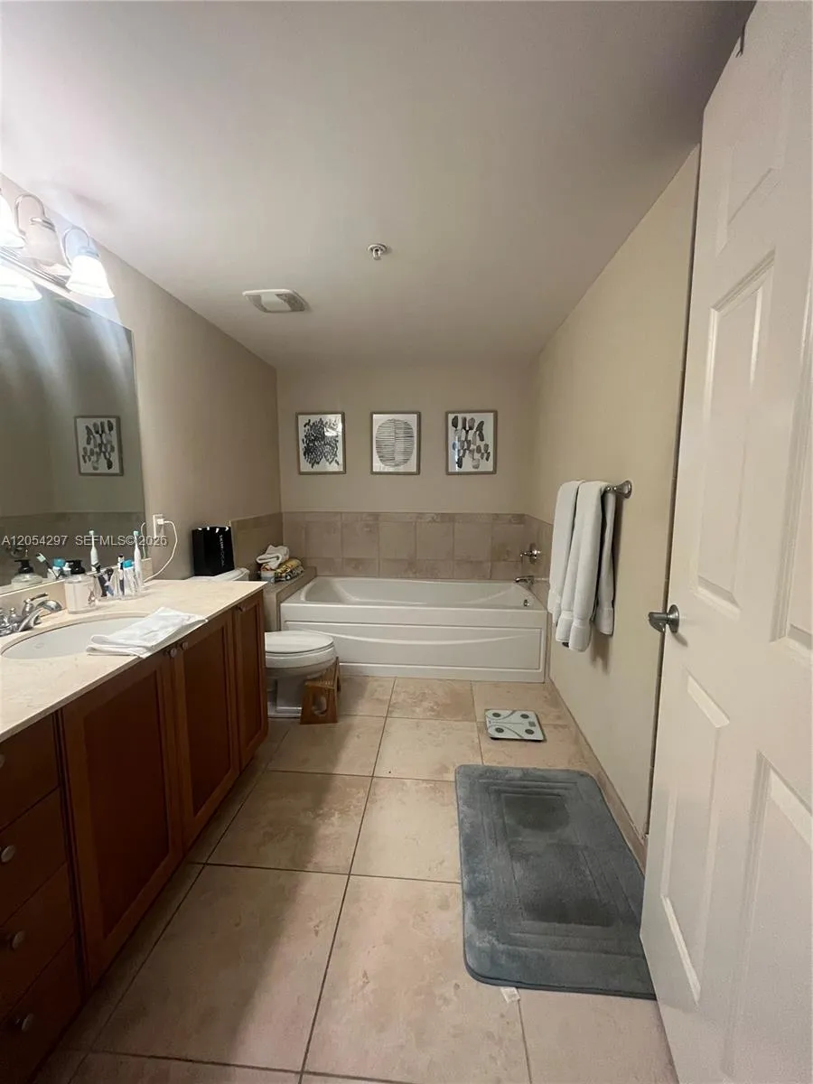 55 Merrick Way #524 Coral Gables, FL 33134