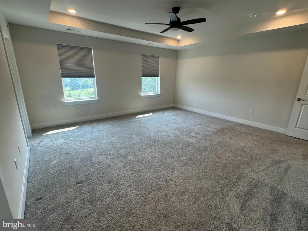 4774 FRANKLIN CIRCLE Pipersville, PA 18947