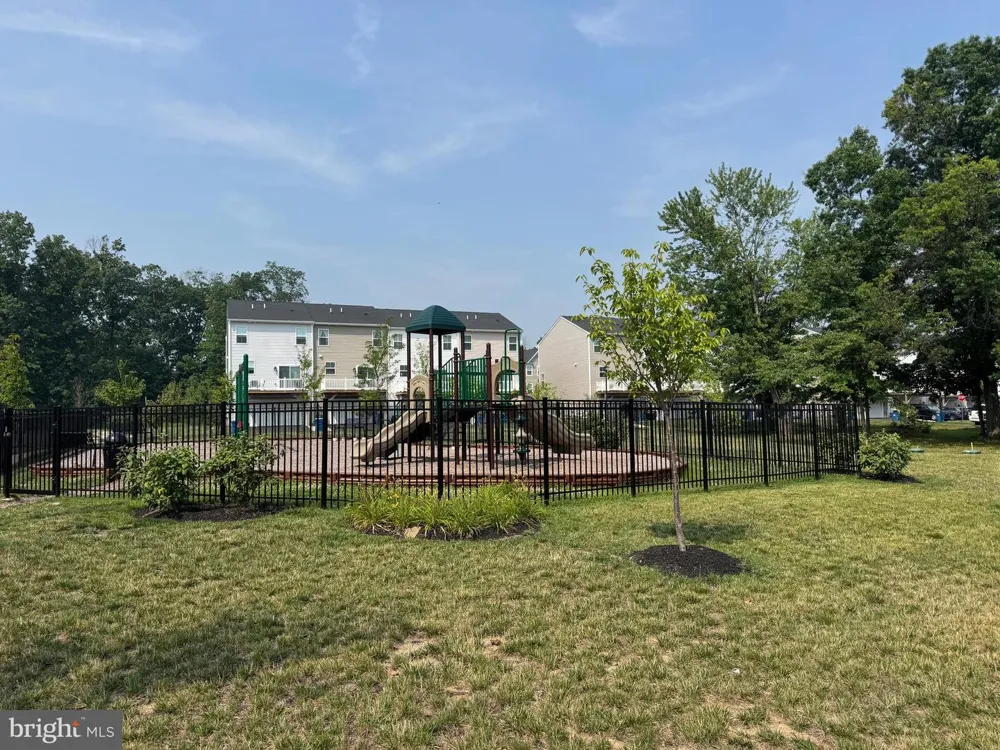 4774 FRANKLIN CIRCLE Pipersville, PA 18947