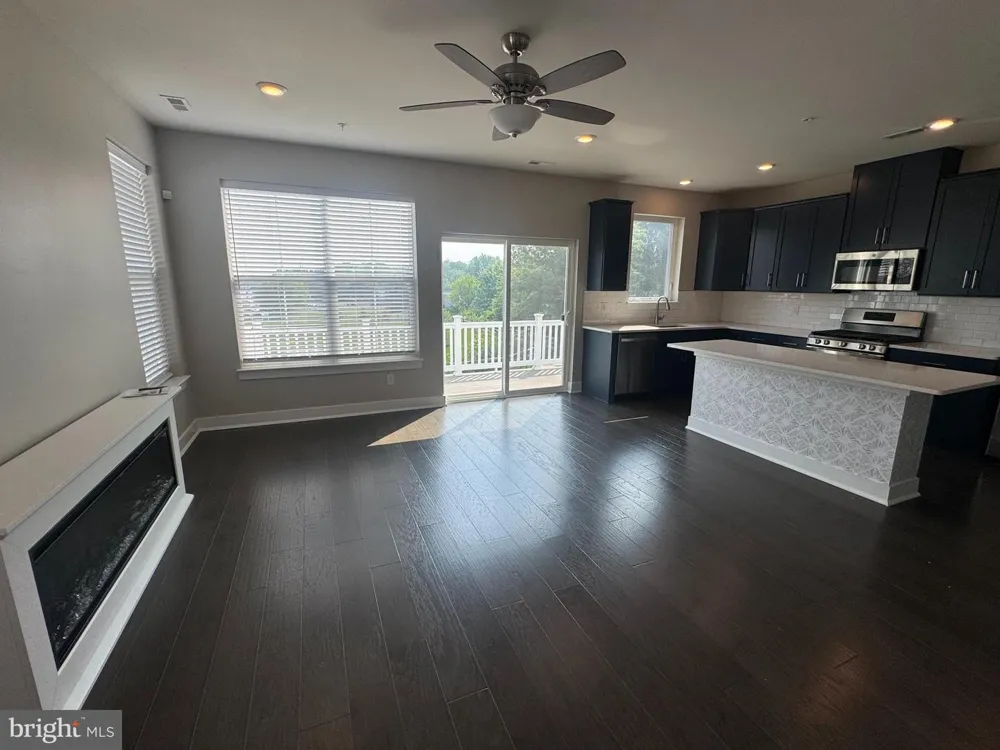 4774 FRANKLIN CIRCLE Pipersville, PA 18947