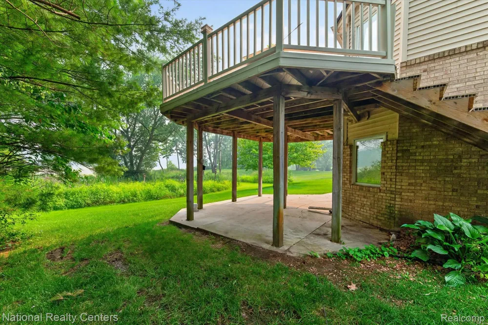 2915 Allison Lane Highland Charter Township, MI 48357