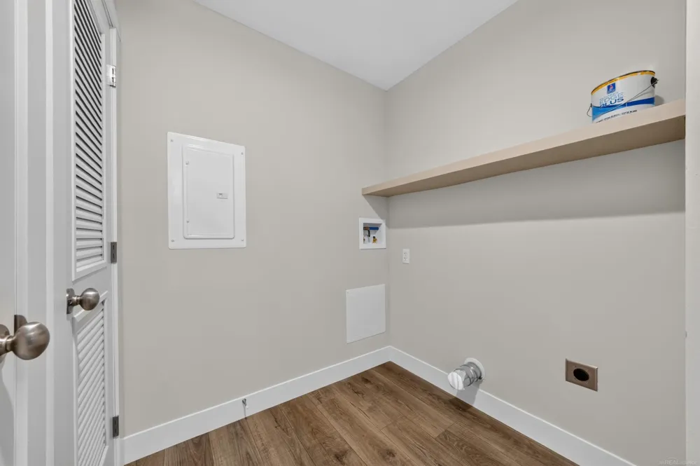 2785 Trade Winds Court Lapeer Township, MI 48446