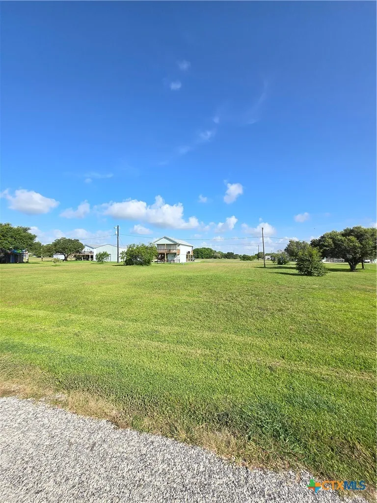 588 Bayview Drive Palacios, TX 77465