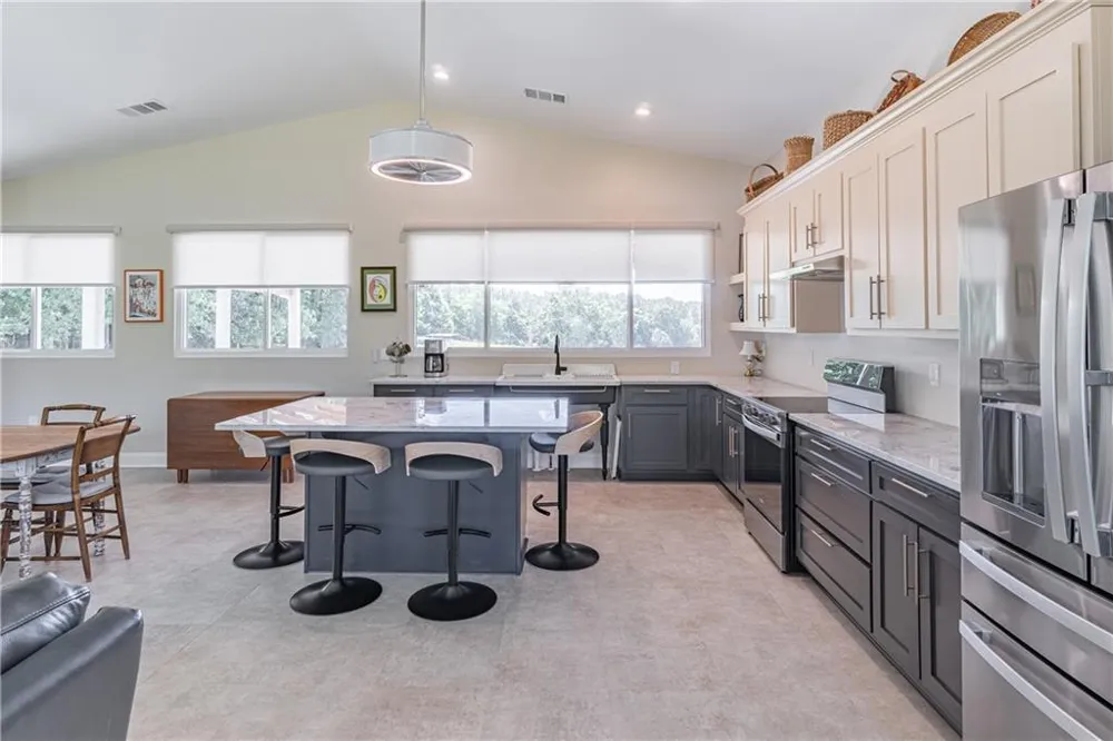 2003 Highway 323 Gillsville, GA 30543