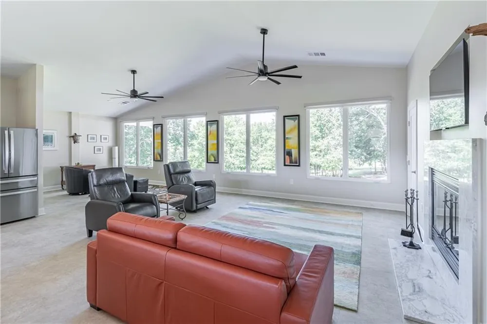 2003 Highway 323 Gillsville, GA 30543